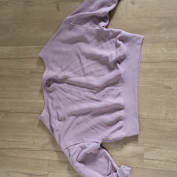 Lavender sweater - Picture 2 of 2